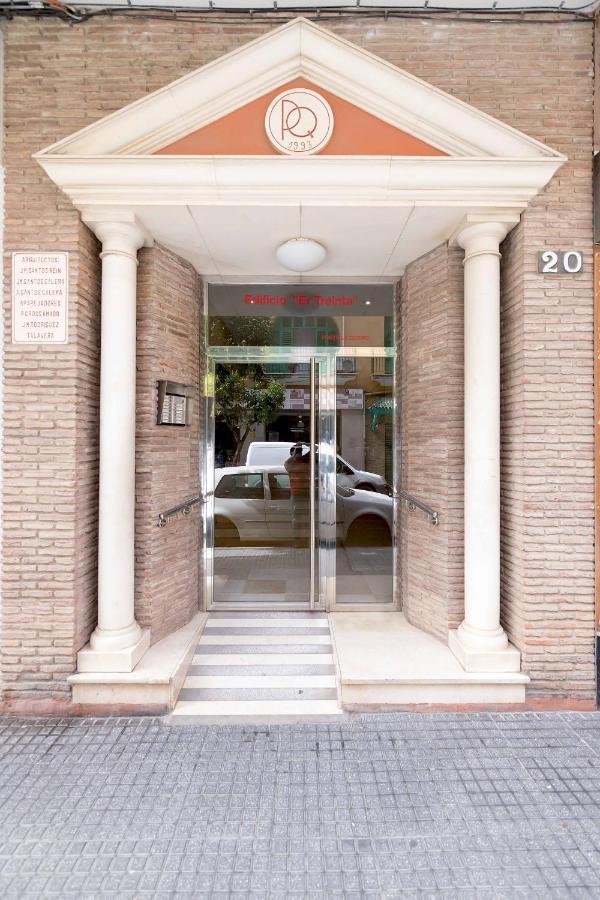 Bhost - La Maestranza Málaga Exterior foto